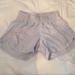 Lululemon tracker shorts